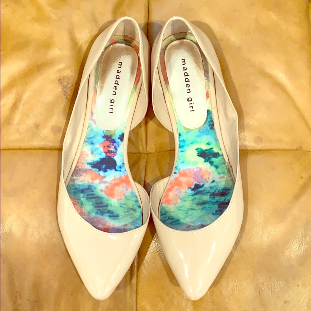 Patent Leather Nude Flats